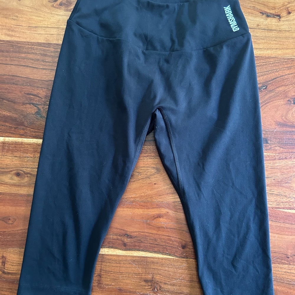 Gymshark fusion cropped leggings black